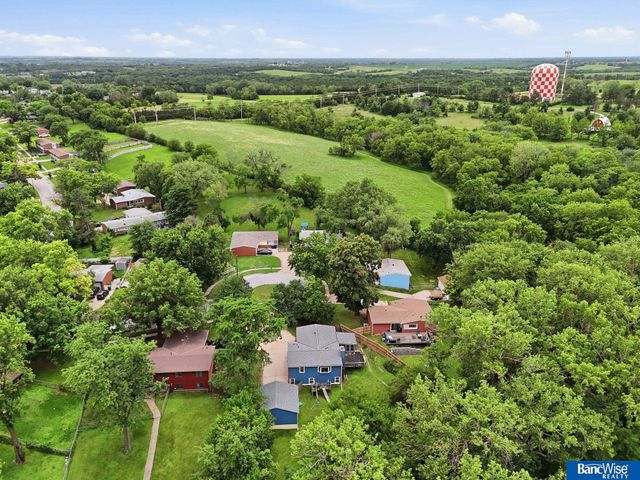 5410 Wilkins Circle, Lincoln, NE 68524
