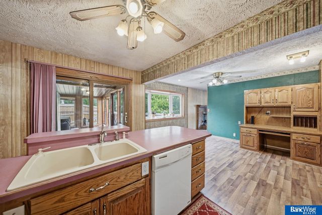5410 Wilkins Circle, Lincoln, NE 68524