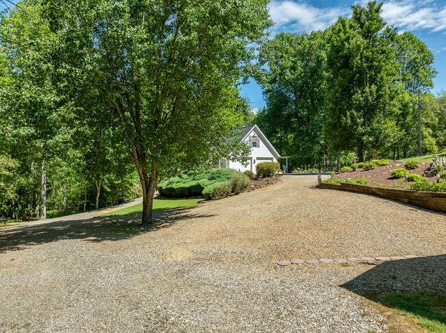 724 Fish Cove Road, Blairsville, GA 30512