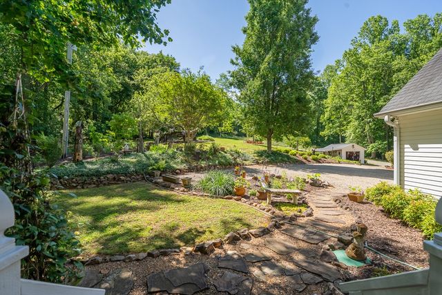 724 Fish Cove Road, Blairsville, GA 30512