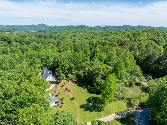 724 Fish Cove Road, Blairsville, GA 30512