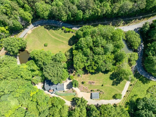 724 Fish Cove Road, Blairsville, GA 30512