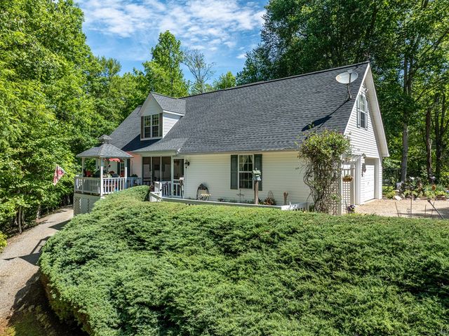 724 Fish Cove Road, Blairsville, GA 30512