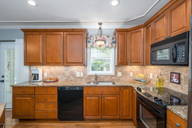 724 Fish Cove Road, Blairsville, GA 30512