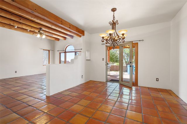 13 Palacio Road, Santa Fe, NM 87508