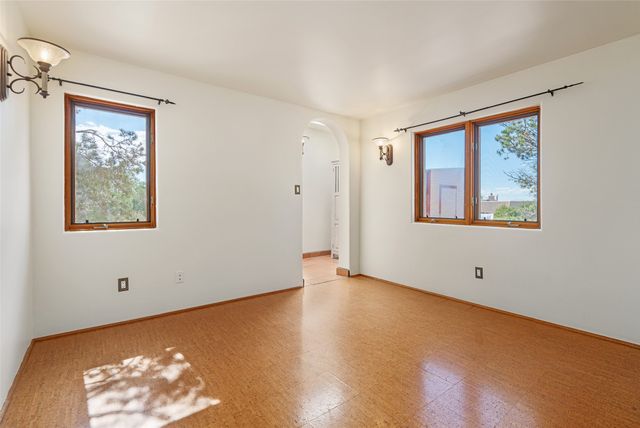 13 Palacio Road, Santa Fe, NM 87508