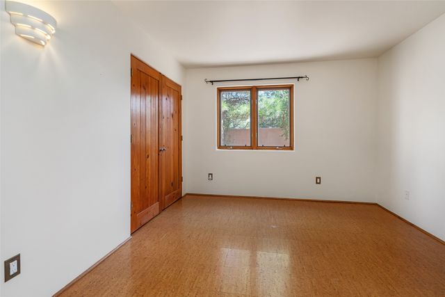 13 Palacio Road, Santa Fe, NM 87508