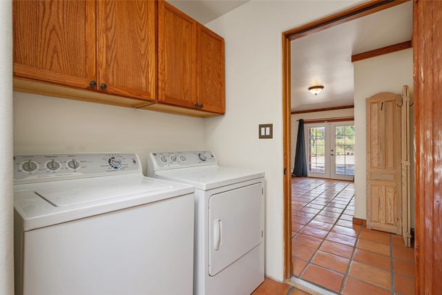 13 Palacio Road, Santa Fe, NM 87508