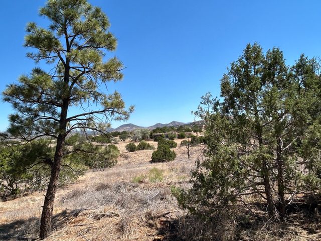 13 Palacio Road, Santa Fe, NM 87508