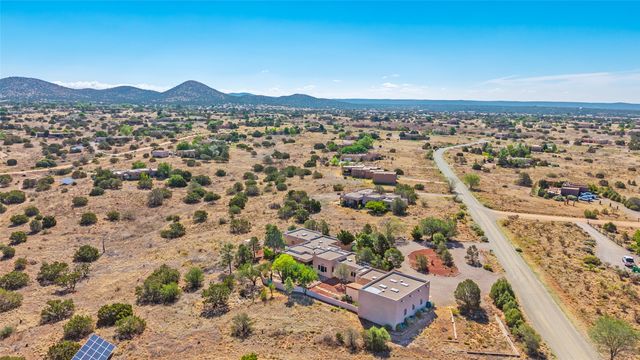 13 Palacio Road, Santa Fe, NM 87508