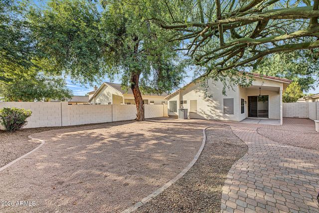 533 E KYLE Court, Gilbert, AZ 85296