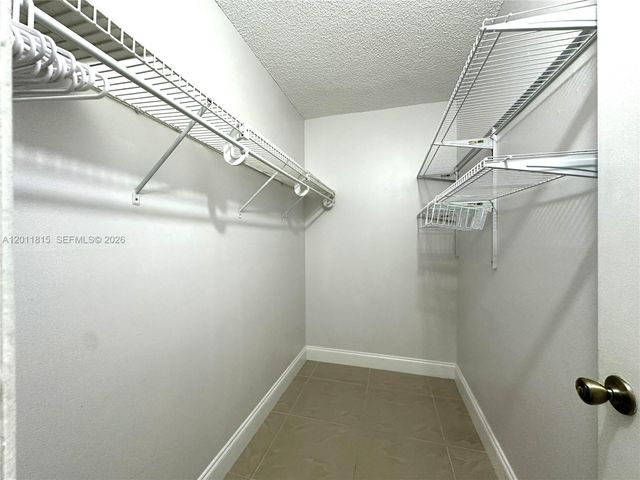 9370 SW 8th St 107, Boca Raton, FL 33428