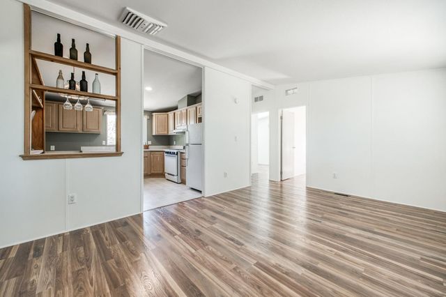 33298 Wahoo Ln, Auberry, CA 93602