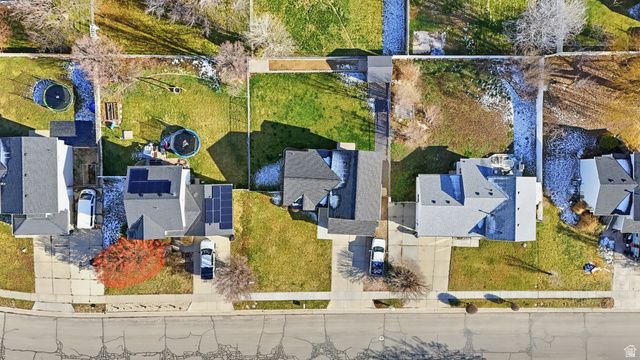 1932 N 810 W, Clinton, UT 84015