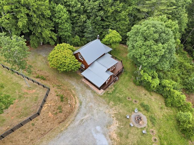 2781 Old Parker Place Road, Ellijay, GA 30536