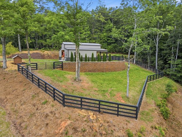 2781 Old Parker Place Road, Ellijay, GA 30536