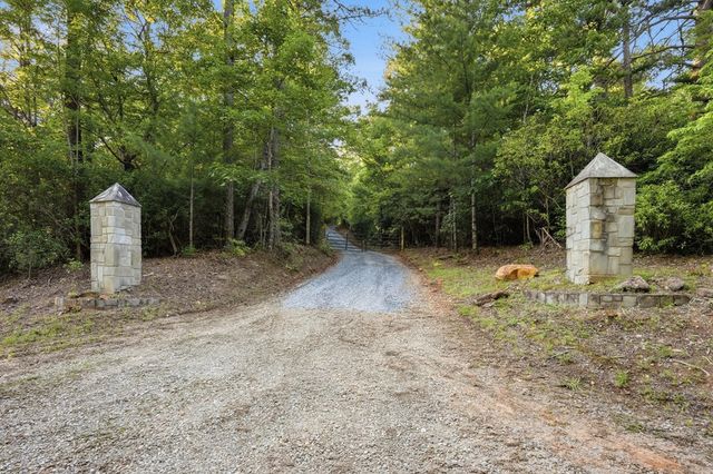 2781 Old Parker Place Road, Ellijay, GA 30536