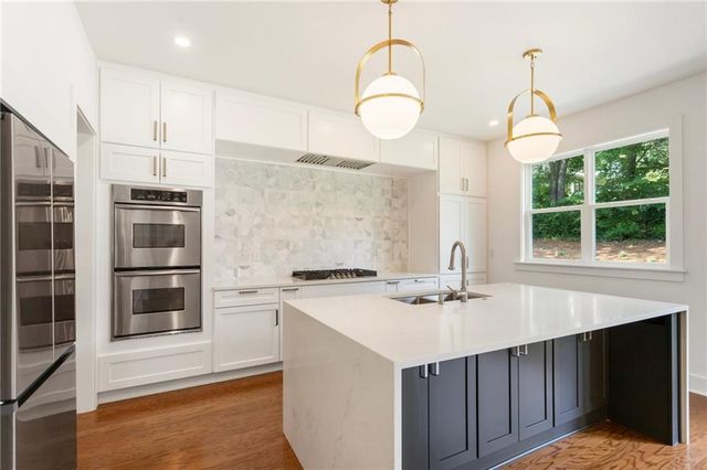 3711 Mountain Cove Road, Snellville, GA 30039