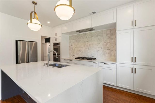 3711 Mountain Cove Road, Snellville, GA 30039