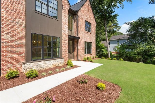 3711 Mountain Cove Road, Snellville, GA 30039