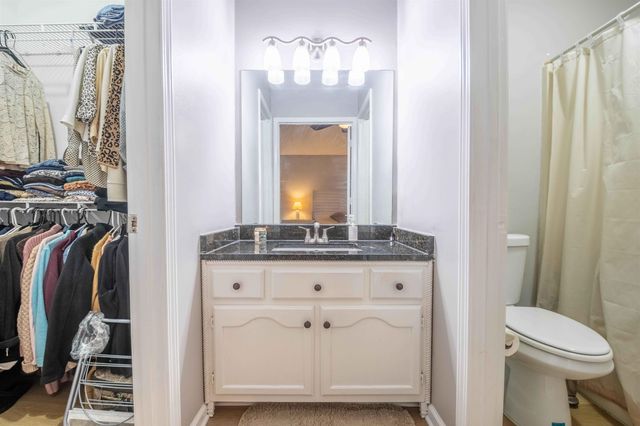 8143 TIMBER KNOLL LN, Memphis, TN 38018