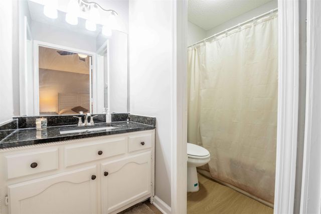 8143 TIMBER KNOLL LN, Memphis, TN 38018