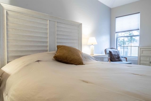 8143 TIMBER KNOLL LN, Memphis, TN 38018