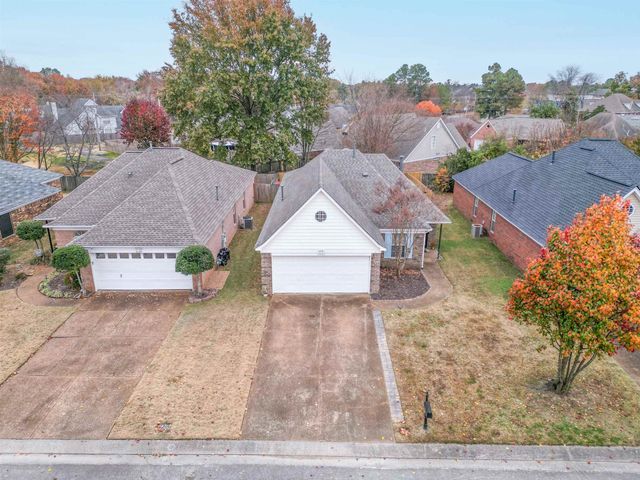 8143 TIMBER KNOLL LN, Memphis, TN 38018