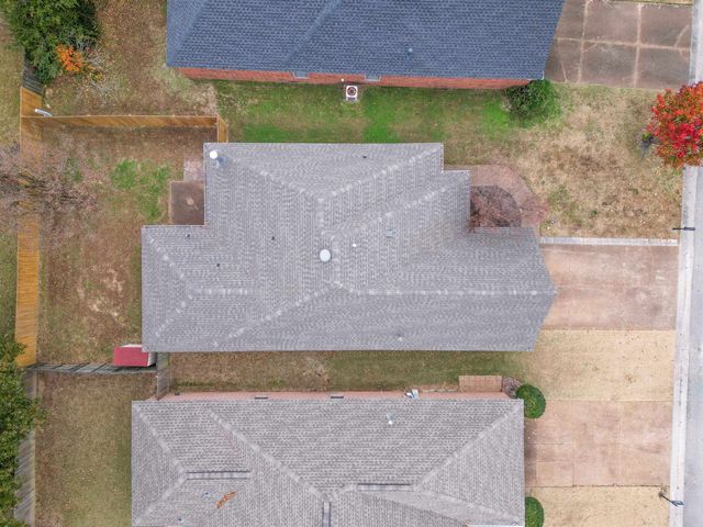 8143 TIMBER KNOLL LN, Memphis, TN 38018