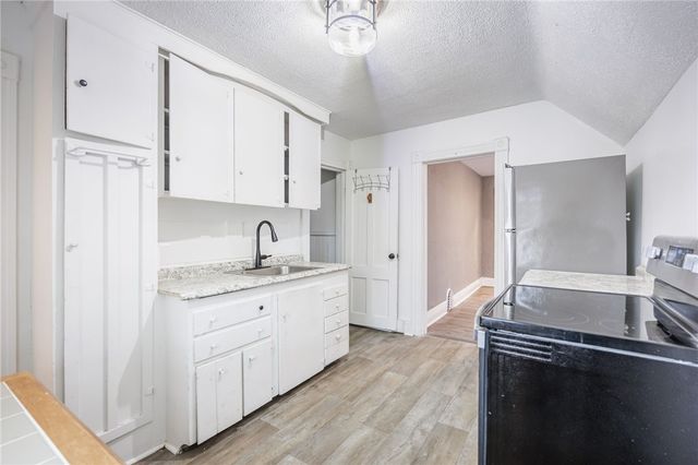 7 Bly Street, Rochester, NY 14620