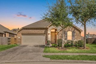 6200 Glenn Hills Lane, League City, TX 77573
