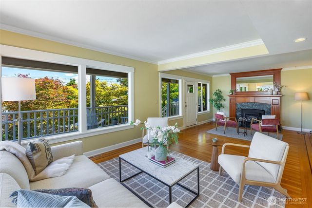 4821 53rd Avenue S, Seattle, WA 98118