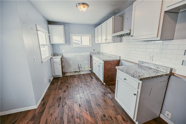 189 Cravenwood Avenue, Greece, NY 14616