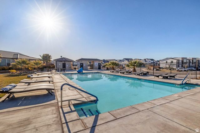 3052 E PHOTINIA DR, St. George, UT 84790