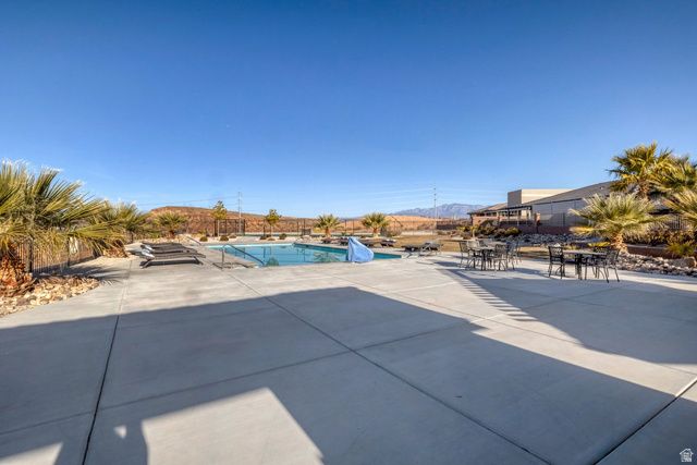 3052 E PHOTINIA DR, St. George, UT 84790
