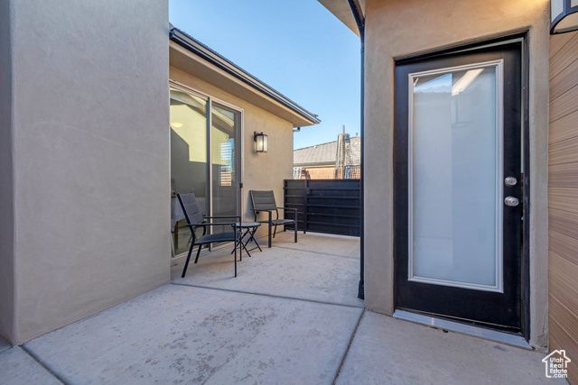 3052 E PHOTINIA DR, St. George, UT 84790