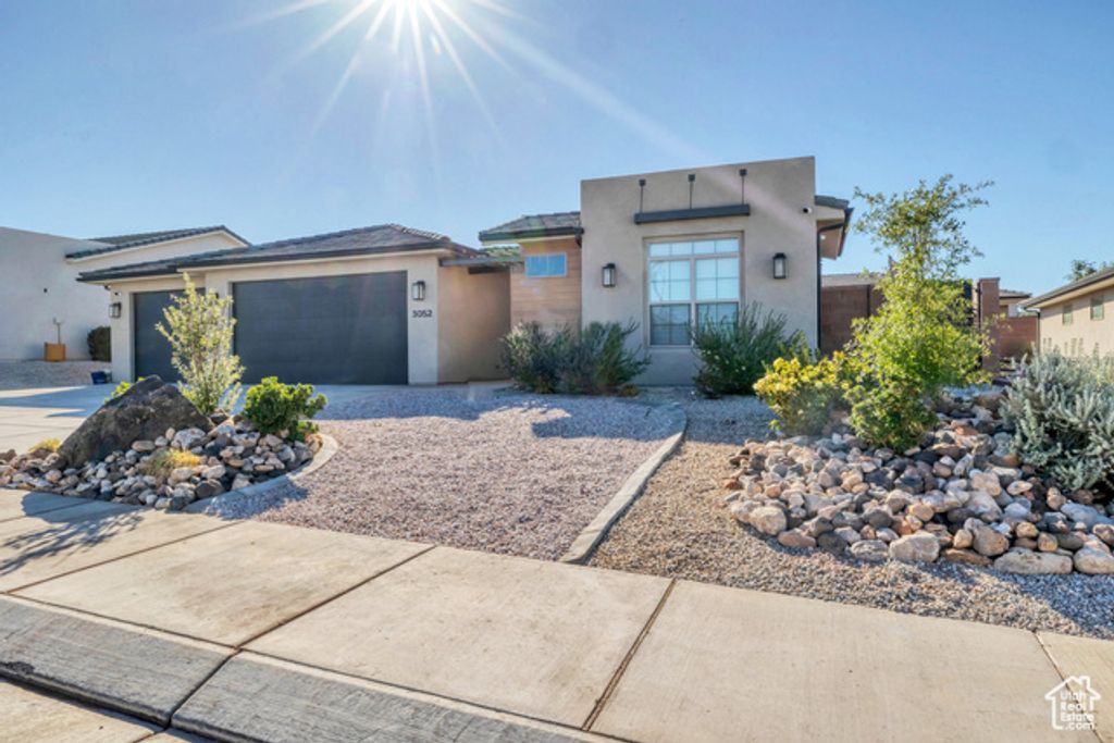 3052 E PHOTINIA DR, St. George, UT 84790