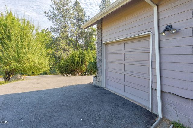 3630 Williams Highway, Grants Pass, OR 97527