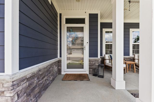 285 Grassy Glen Dr, Gallatin, TN 37066