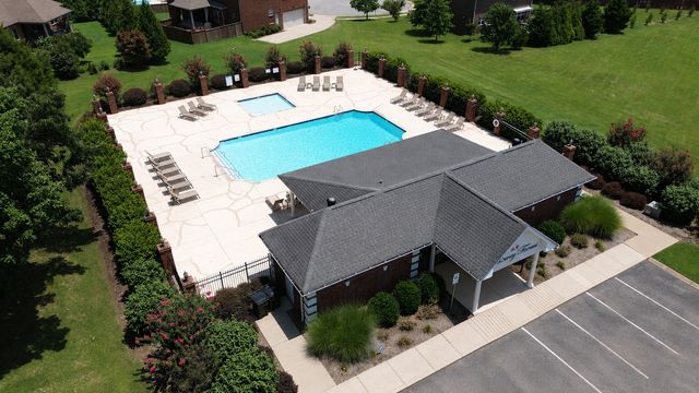285 Grassy Glen Dr, Gallatin, TN 37066