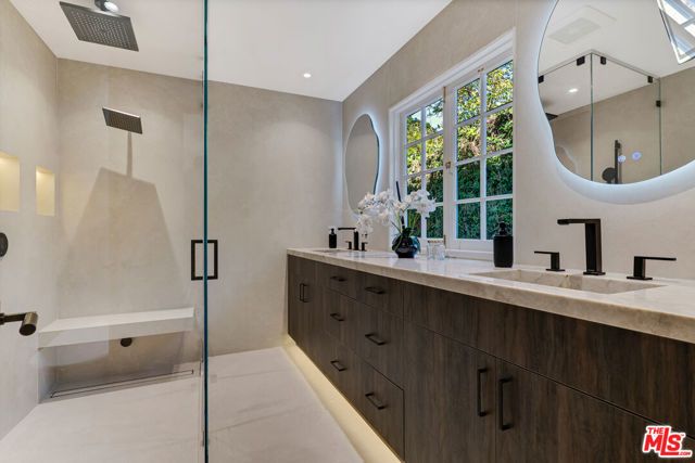 10160 Cielo Drive, Beverly Hills, CA 90210