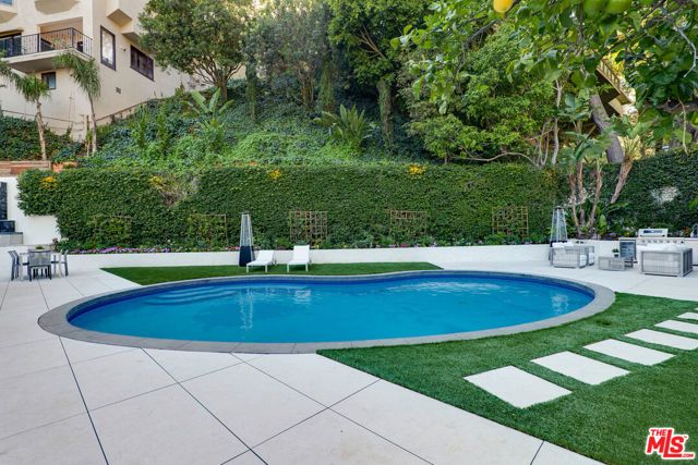 10160 Cielo Drive, Beverly Hills, CA 90210