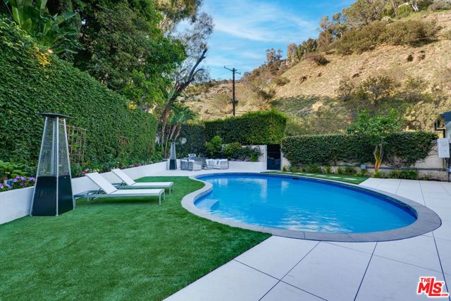 10160 Cielo Drive, Beverly Hills, CA 90210