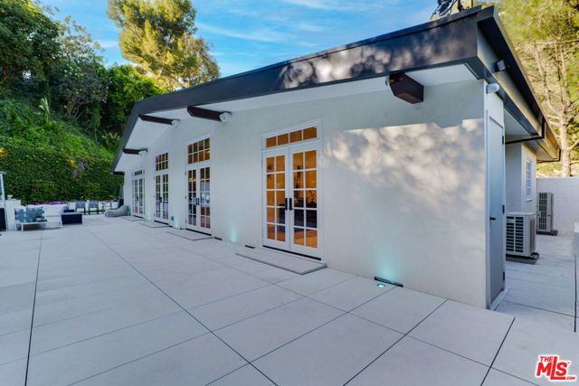 10160 Cielo Drive, Beverly Hills, CA 90210