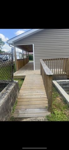 2514 Smith Lane, Jackson, KY 41339