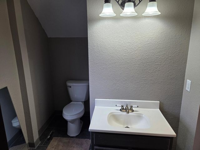 905 Pine Street, Hastings, MN 55033