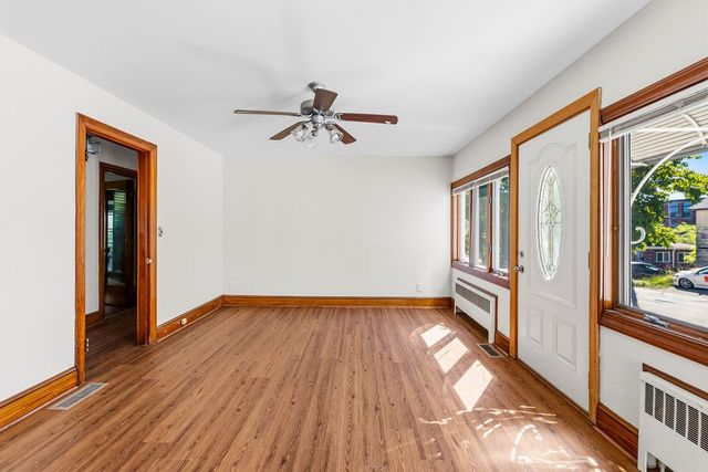 118 Summit Avenue, West Warwick, RI 02893