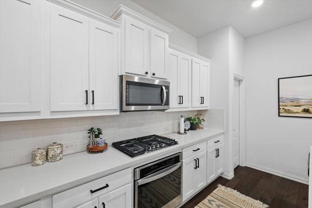 6508 Woodmere Court, Denton, TX 76226