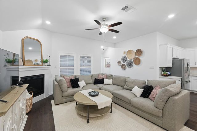6508 Woodmere Court, Denton, TX 76226