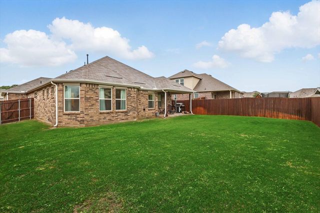 6508 Woodmere Court, Denton, TX 76226